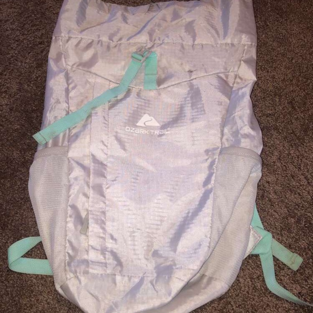 Hiking back pack